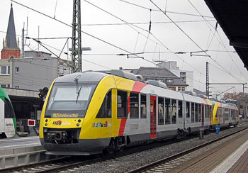 LINT 41 der Hessenbahn auf der RB 25 zwischen Limburg (Lahn) und Koblenz. Foto: Jrgen Rech